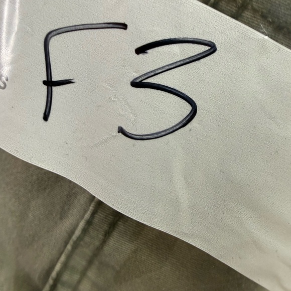 Anthropologie Camo Mavis Cargo Pants Size 31 - Picture 7 of 7